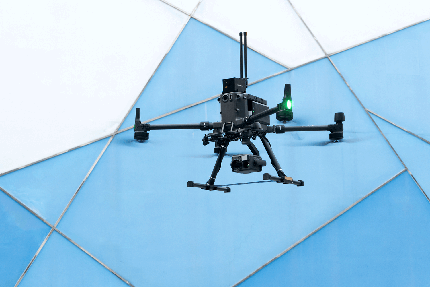 无人机网络中继系统-极臻星链_生态方案目录_dji大疆行业应用